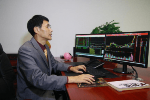 老姜《盘口战法》系列 从主力吃货到出货一深度解密—大机构操盘奥秘