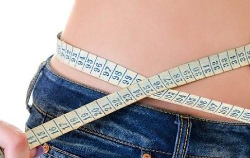 造成腰部肥胖的原因 消除腰部的赘肉堆积的方法插图2