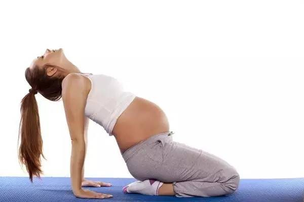 有什么孕期保胎的瑜伽吗 适合孕妇比较舒缓的瑜伽动作插图2