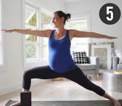 孕期胃部失调、腹部不舒服、消化不良，怎么通过瑜伽锻炼改善插图